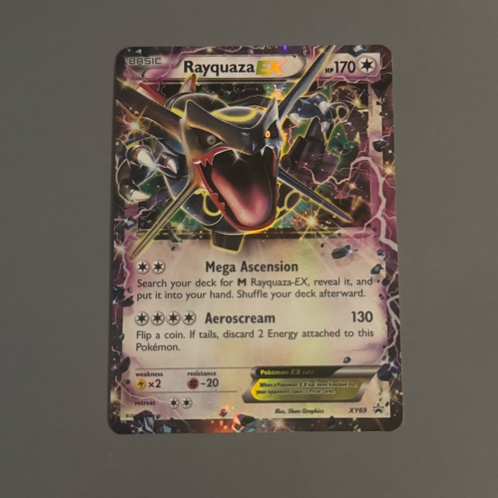 Rayquaza EX Pokémon Card